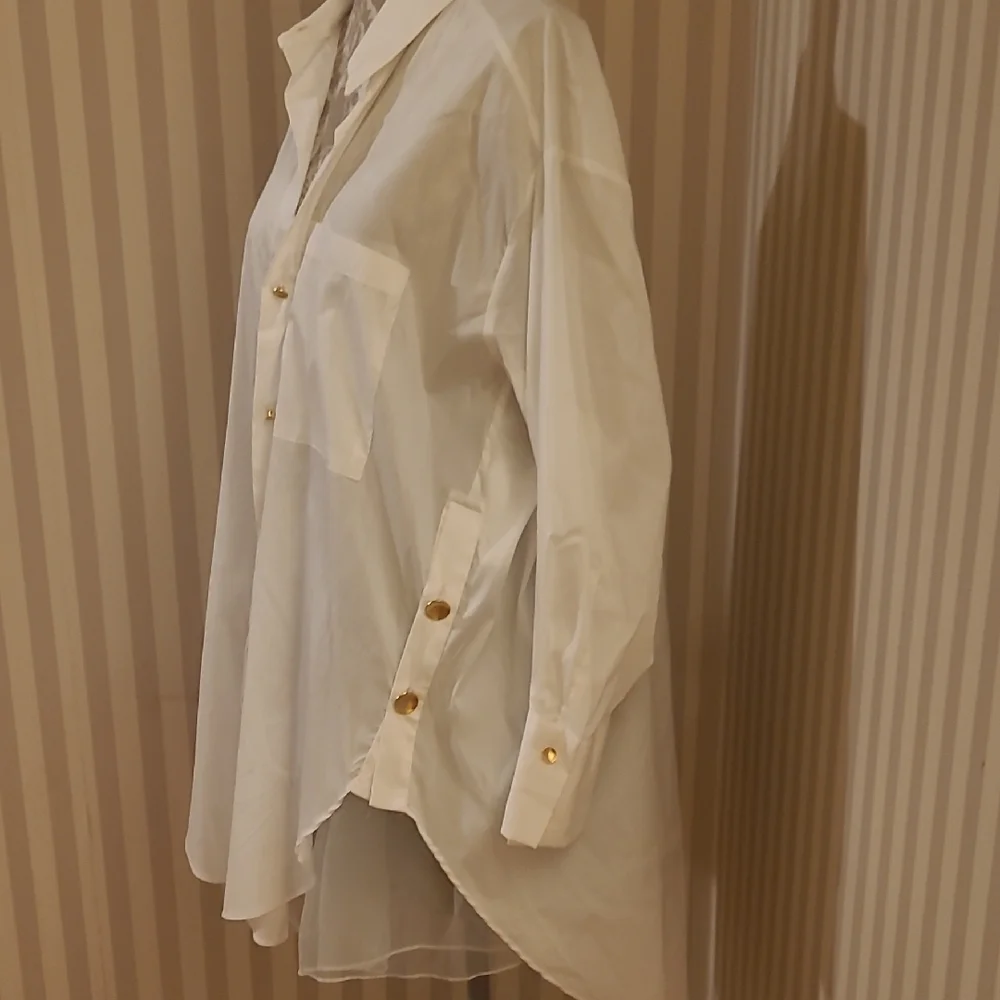 Zara Elegant Cream Button-Down Blouse - Picture 2 of 5